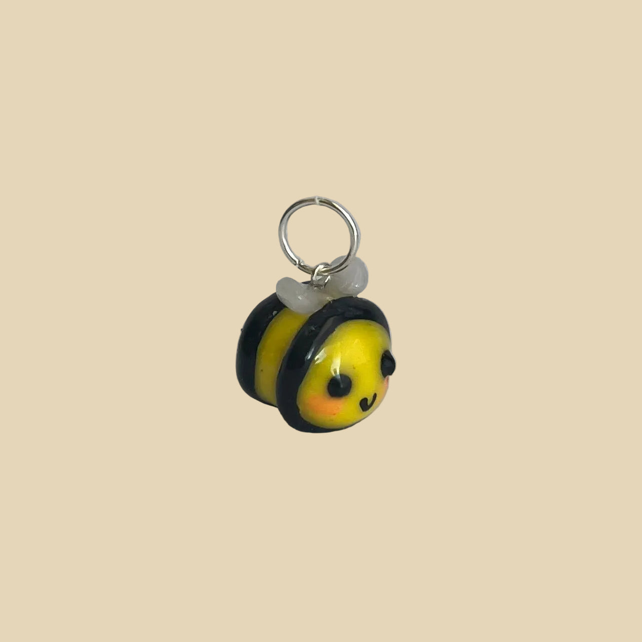 Charm Abeja